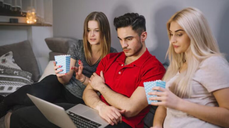 Why Hurawatch.bz is the Go-To Platform for Movie Lovers